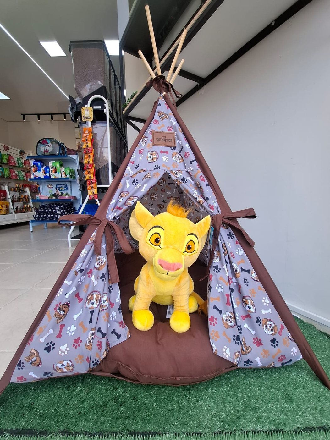Interior da loja Point Pet em Itaúna
